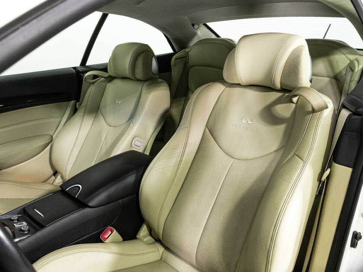 Infiniti G37, 2012 Фото №20