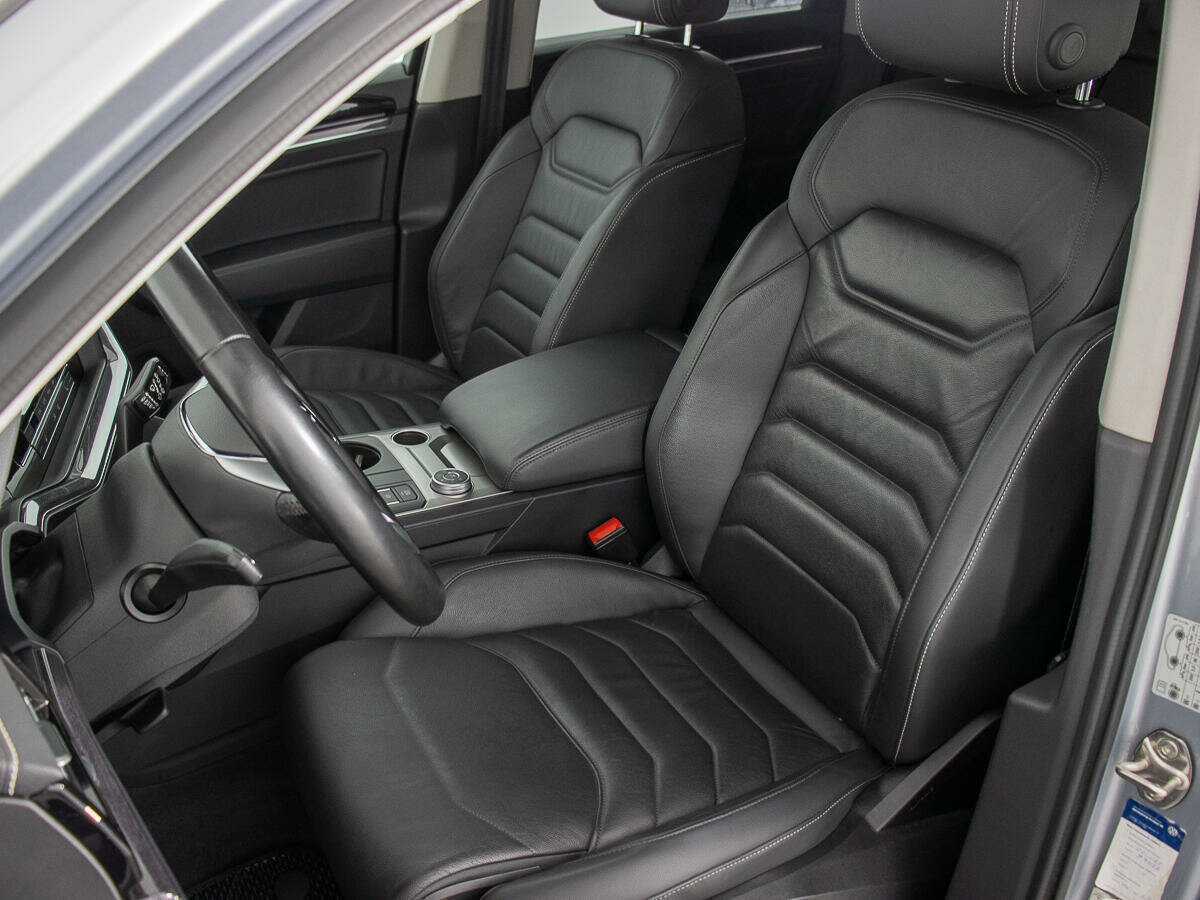 Volkswagen Touareg, 2018 Фото №10