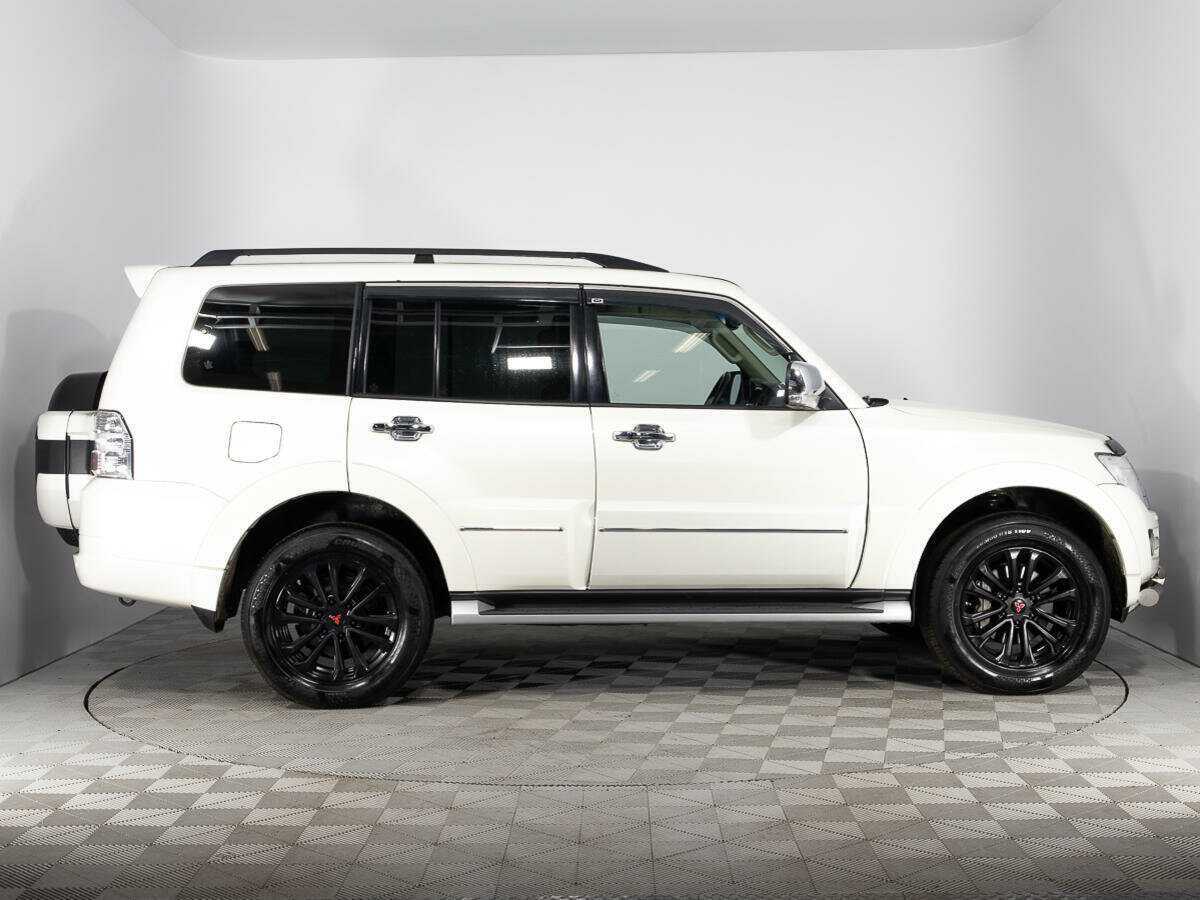 Mitsubishi Pajero, 2020 - 16 289 км. | Фото №4