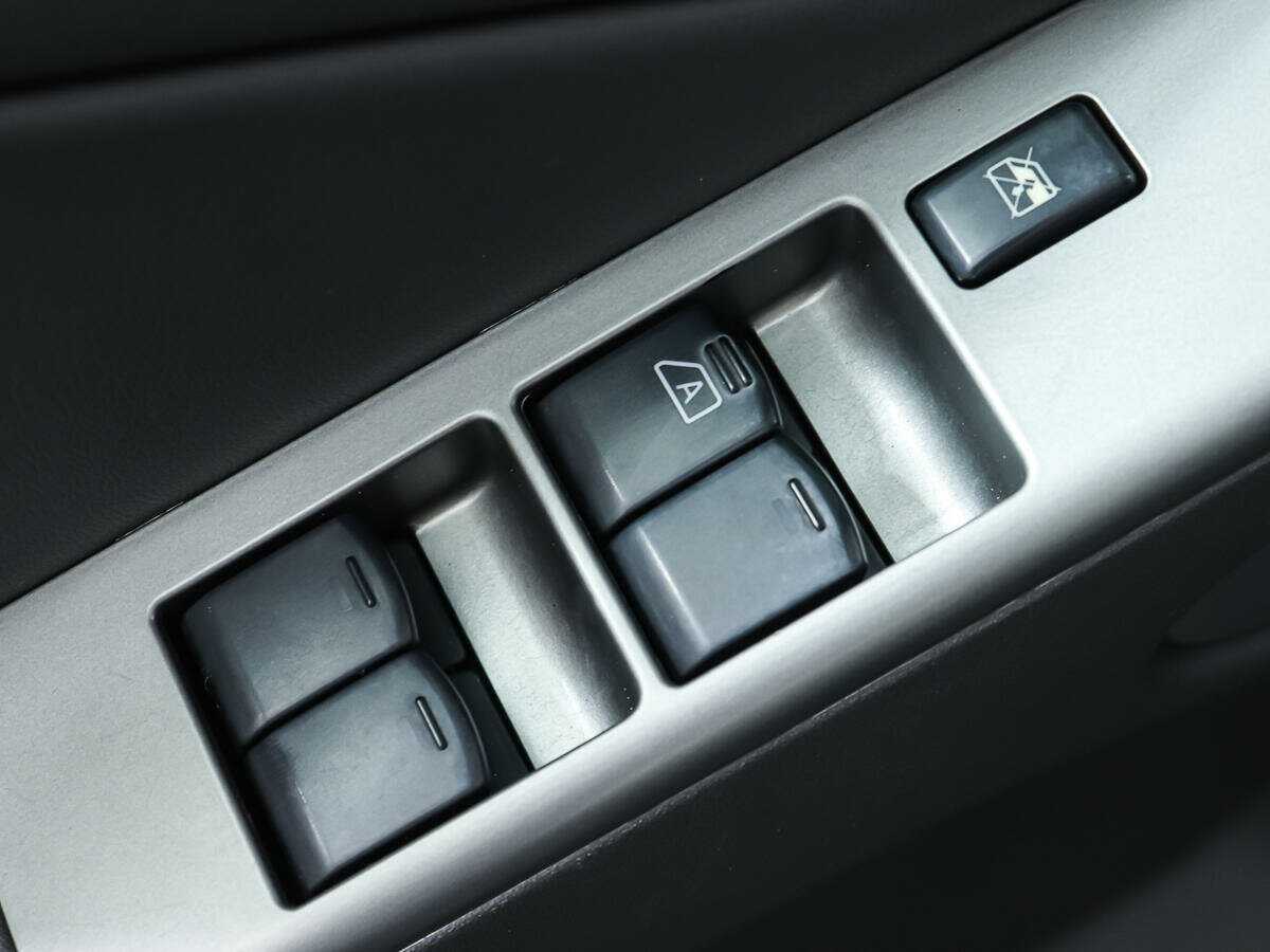 Nissan Pathfinder, 2006 Фото №14