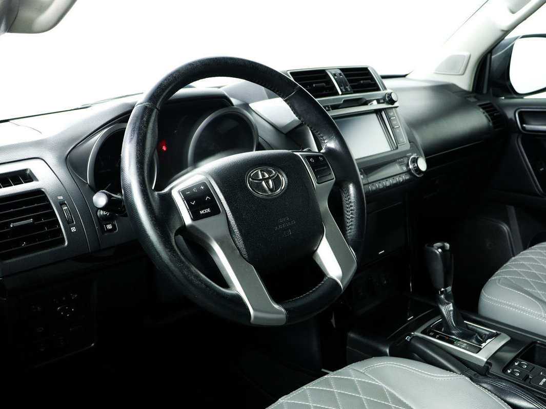 Toyota Land Cruiser Prado, 2013 Фото №13