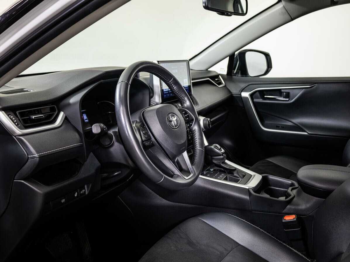 Toyota RAV4, 2021 Фото №11