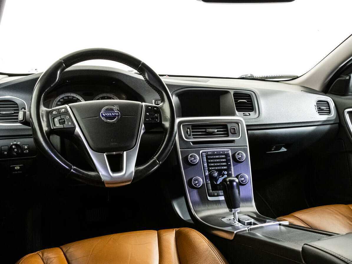 Volvo S60, 2010 Фото №9
