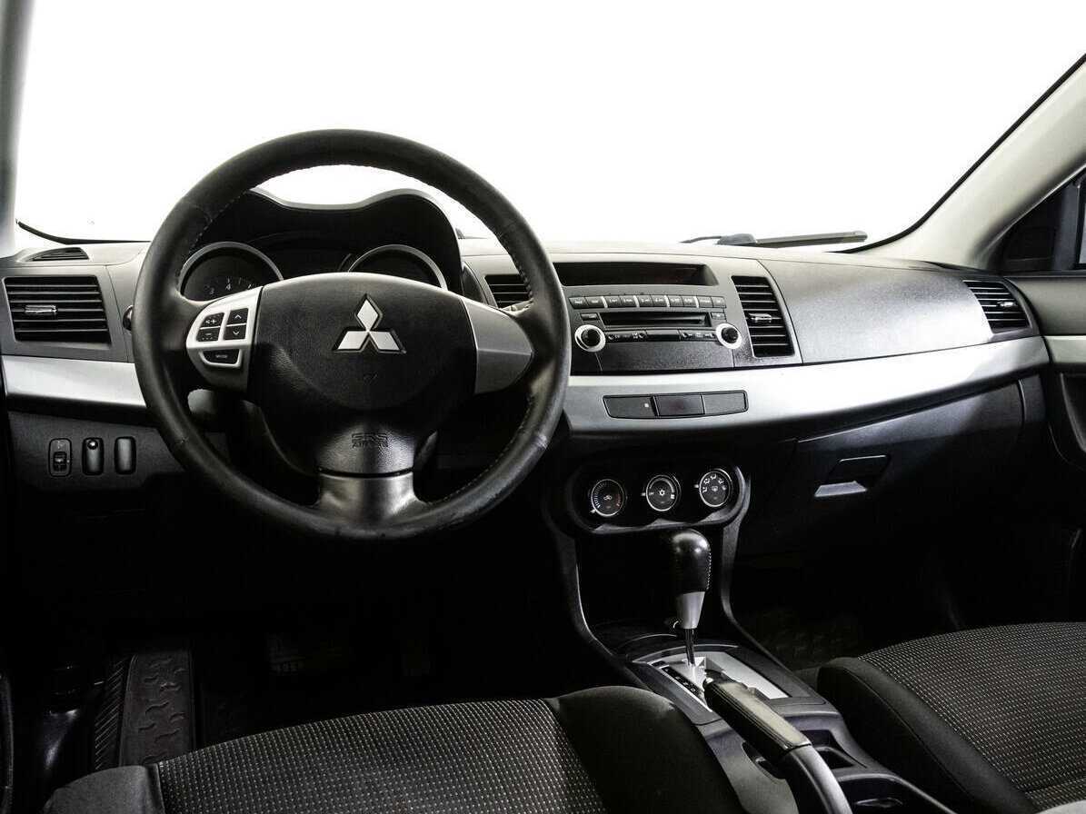 Mitsubishi Lancer, 2010 Фото №9