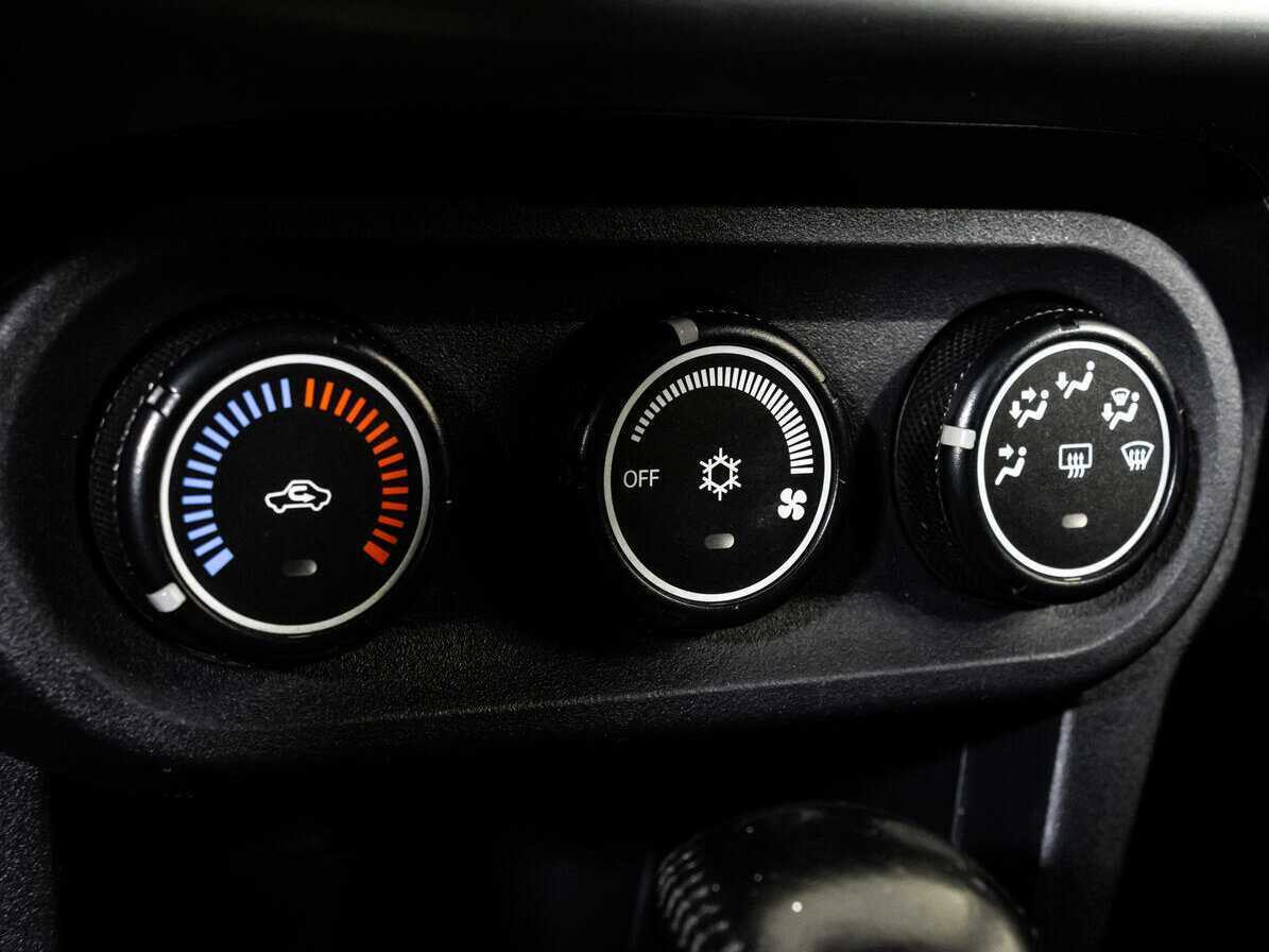 Mitsubishi Lancer, 2010 Фото №11