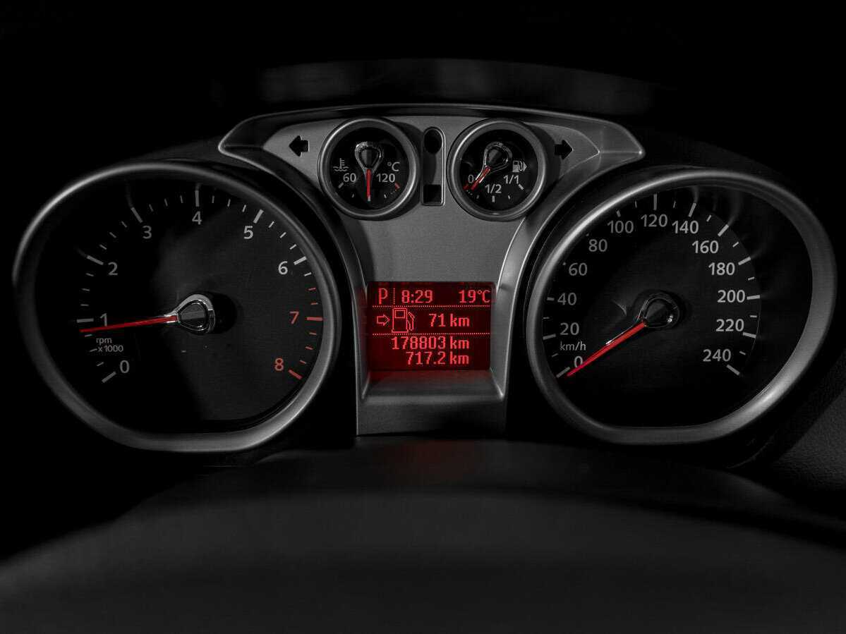 Ford Focus, 2009 Фото №11