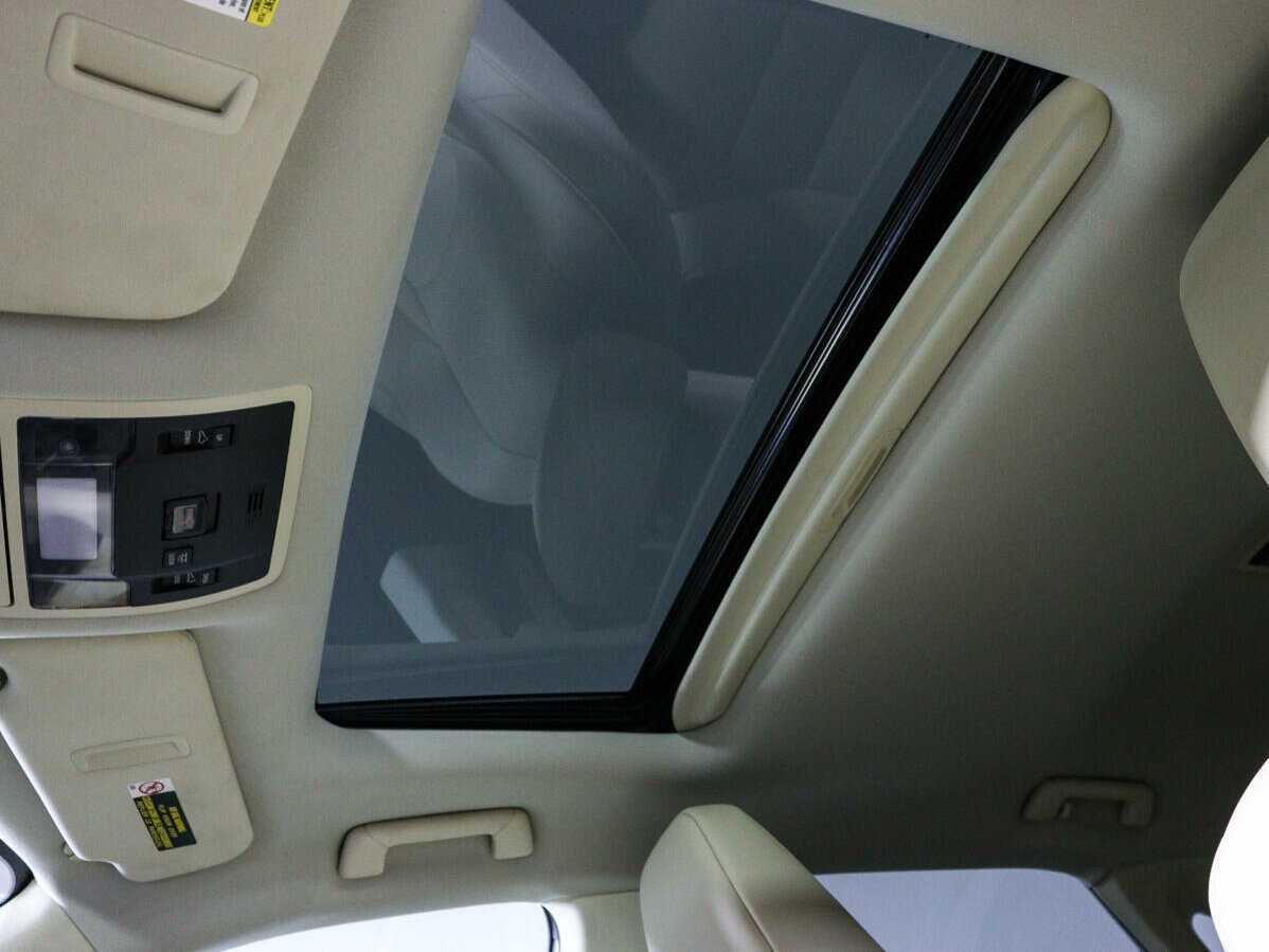 Lexus RX 300, 2021 Фото №15