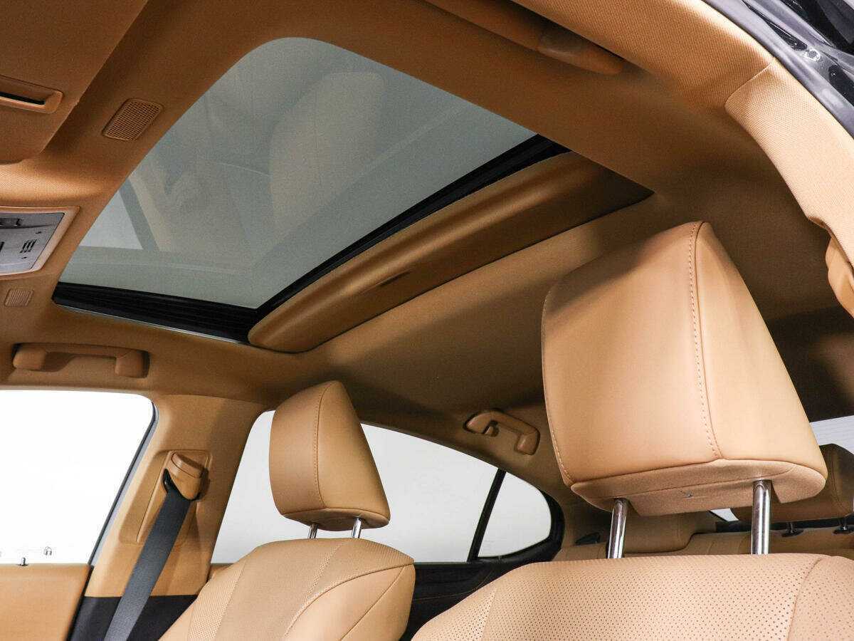 Lexus ES 300h, 2022 Фото №13