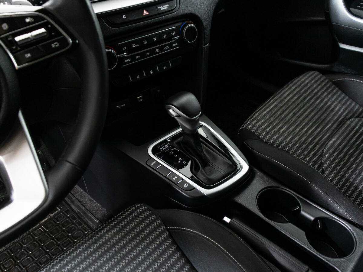 Kia Ceed, 2022 Фото №17