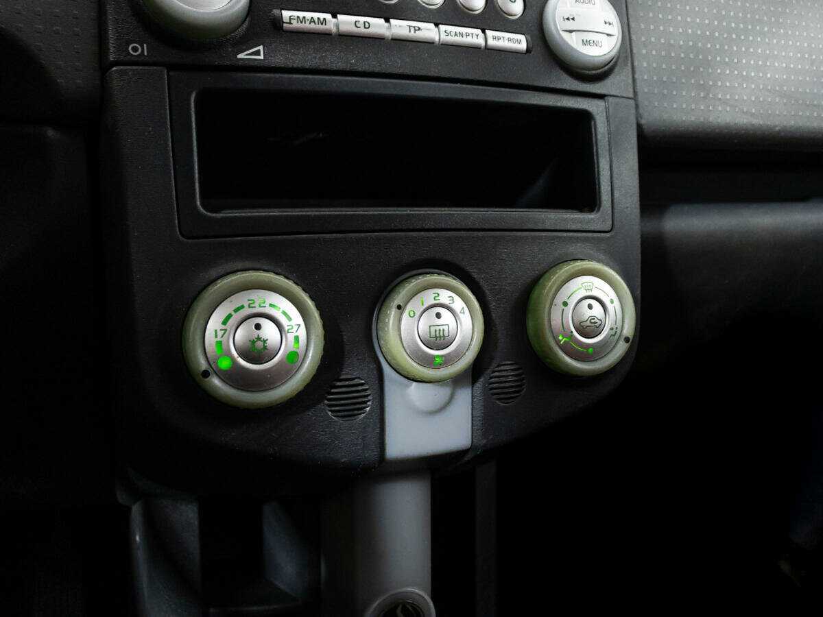 Mitsubishi Colt, 2008 Фото №15