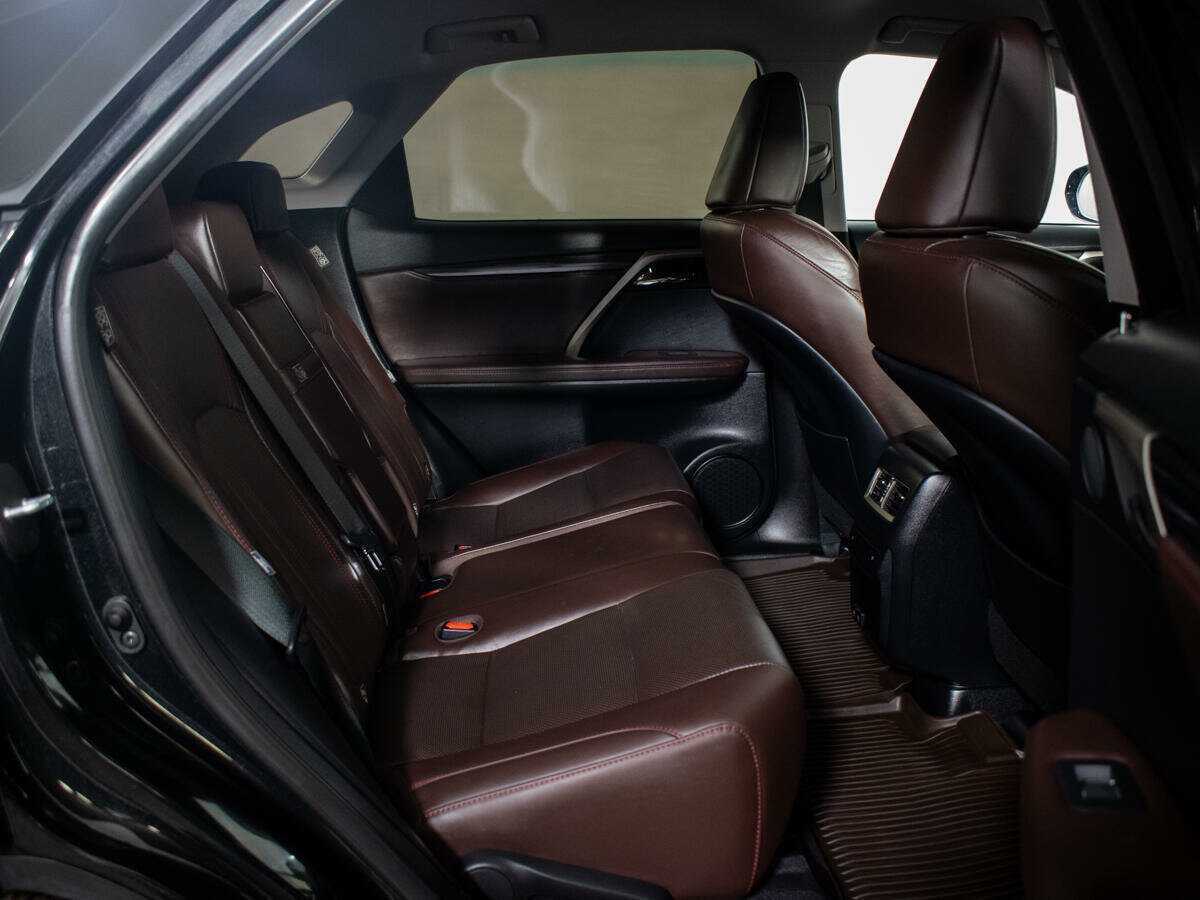 Lexus RX 300, 2021 Фото №10