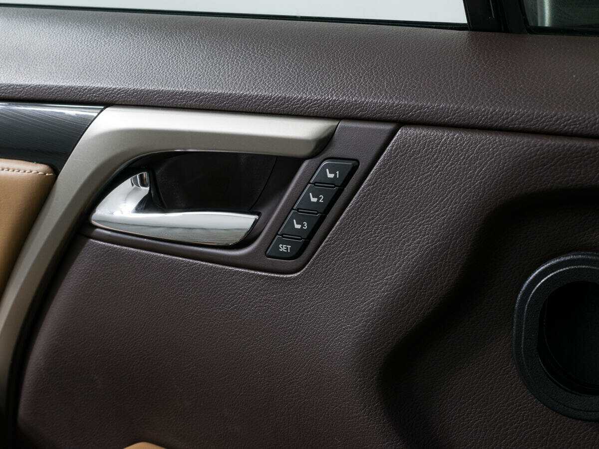 Lexus RX 200t, 2017 Фото №18