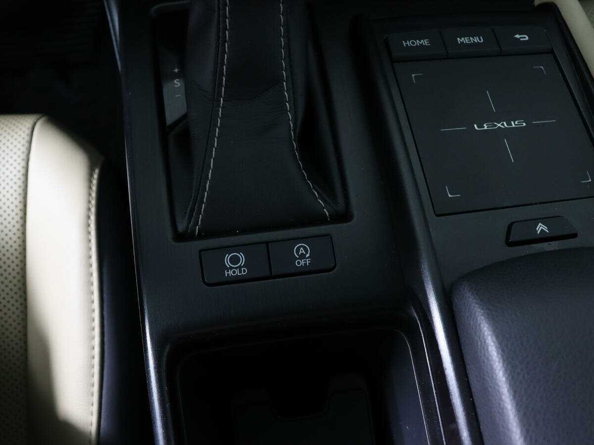 Lexus ES 250, 2019 Фото №21