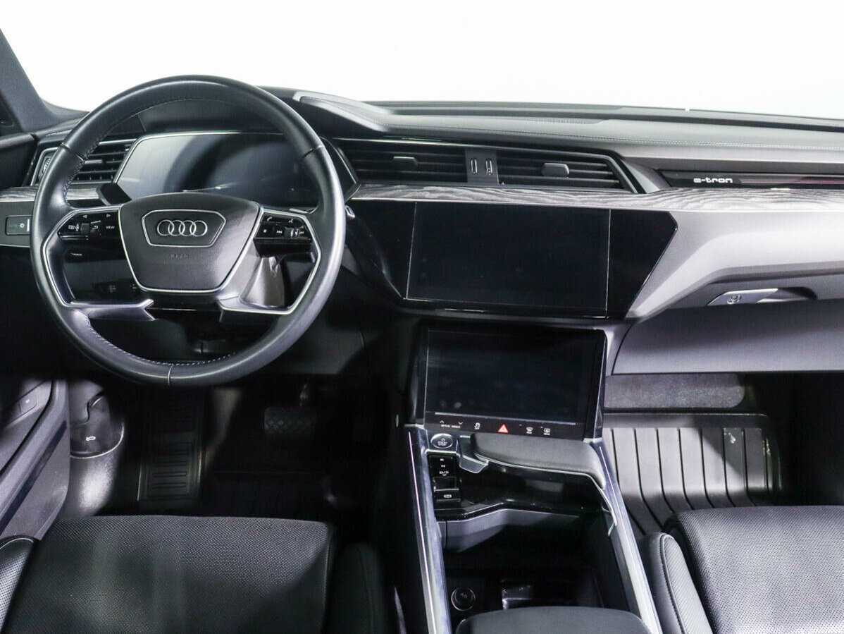 Audi e-tron 55, 2020 Фото №10