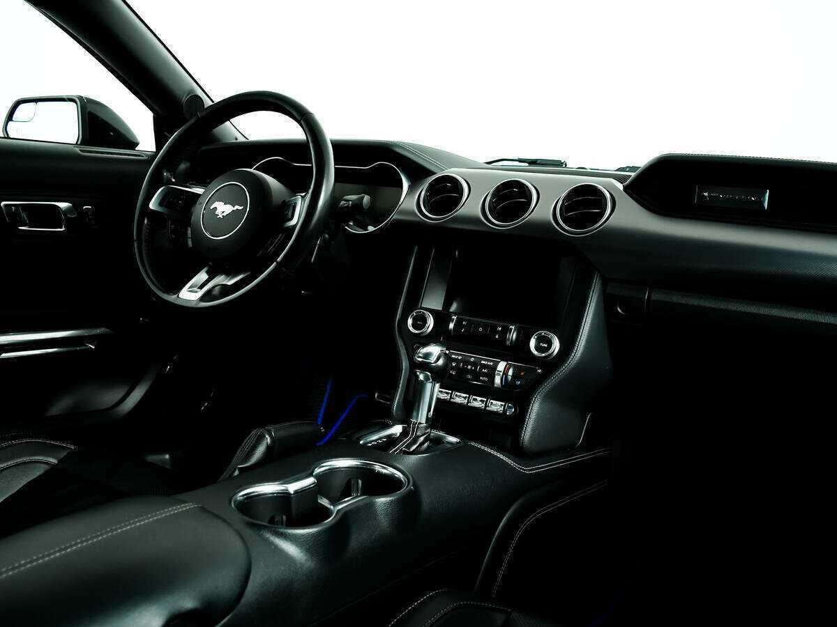 Ford Mustang, 2018 Фото №9