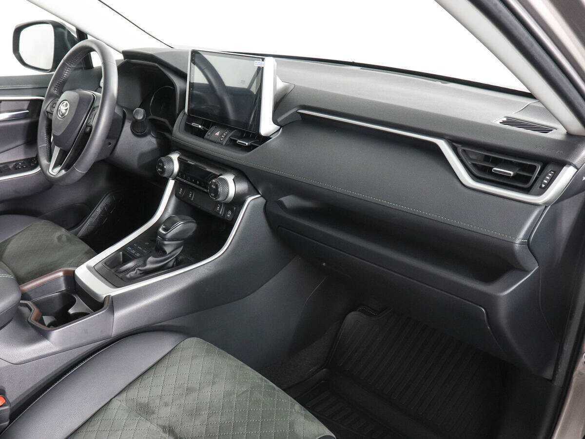 Toyota RAV4, 2023 Фото №10