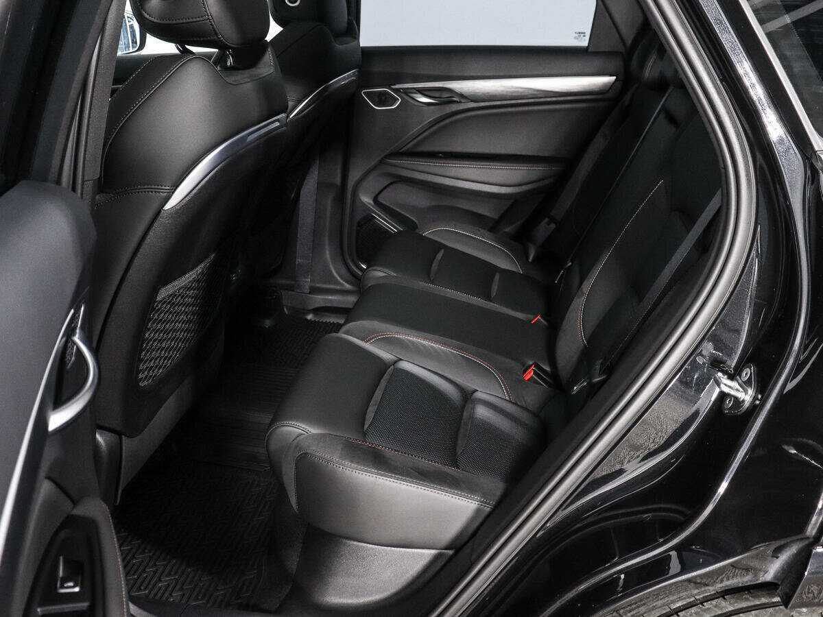 Geely Tugella, 2023 Фото №13