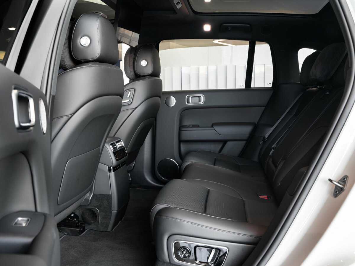 LiXiang L7 52.3 kWh, 2024 Фото №11