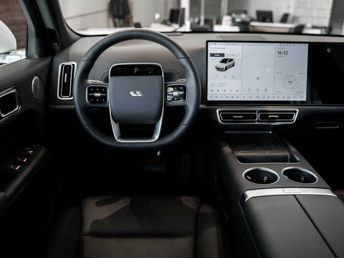 LiXiang L7 52.3 kWh, 2024 Фото №16