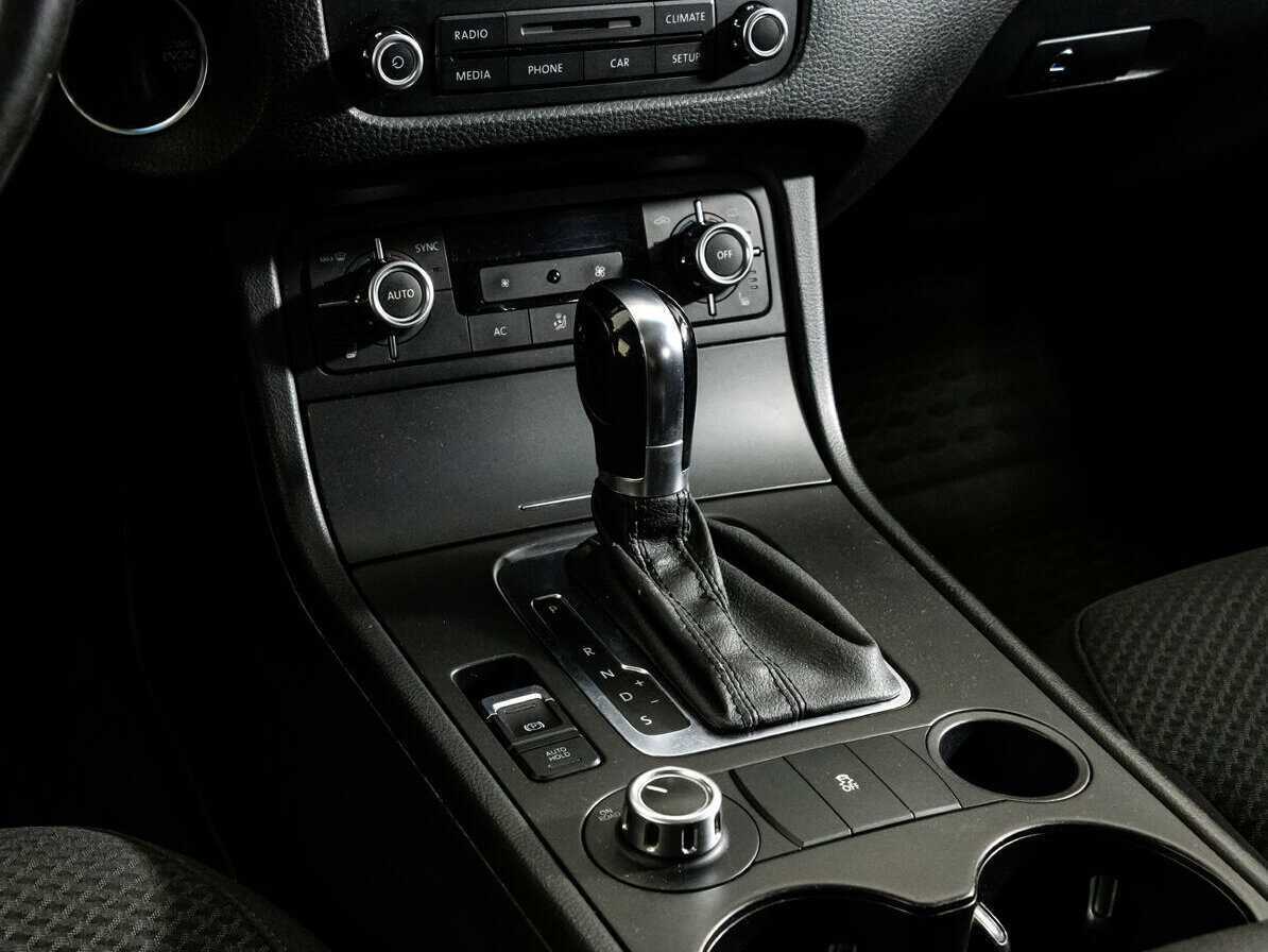 Volkswagen Touareg, 2011 Фото №13