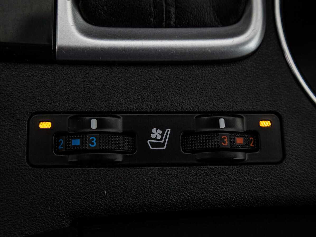 Toyota Highlander, 2013 Фото №19