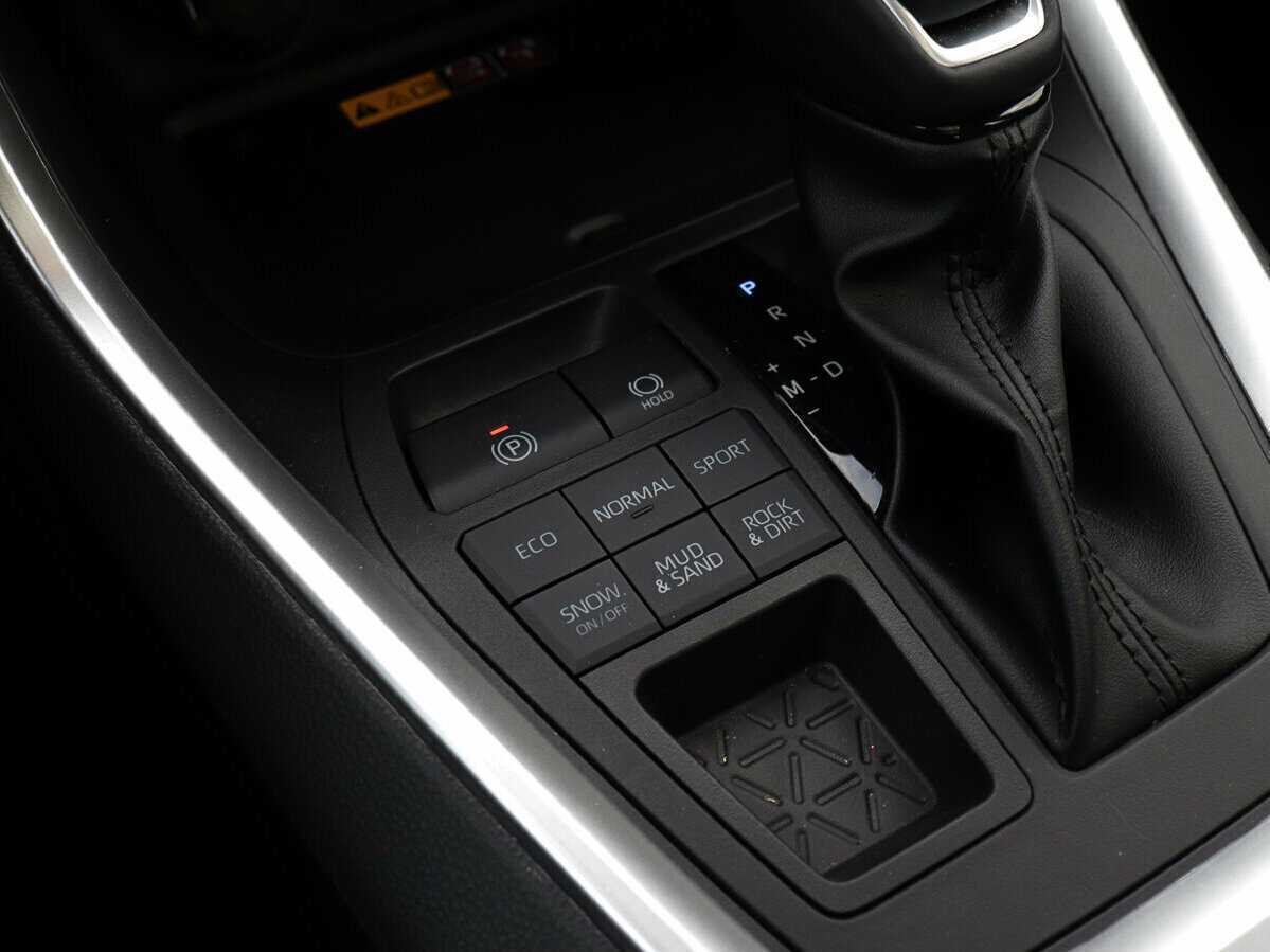 Toyota RAV4, 2024 Фото №11