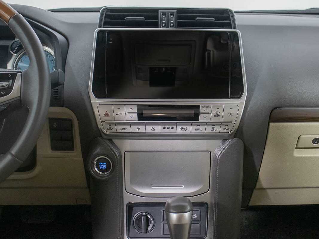 Toyota Land Cruiser Prado, 2022 Фото №17