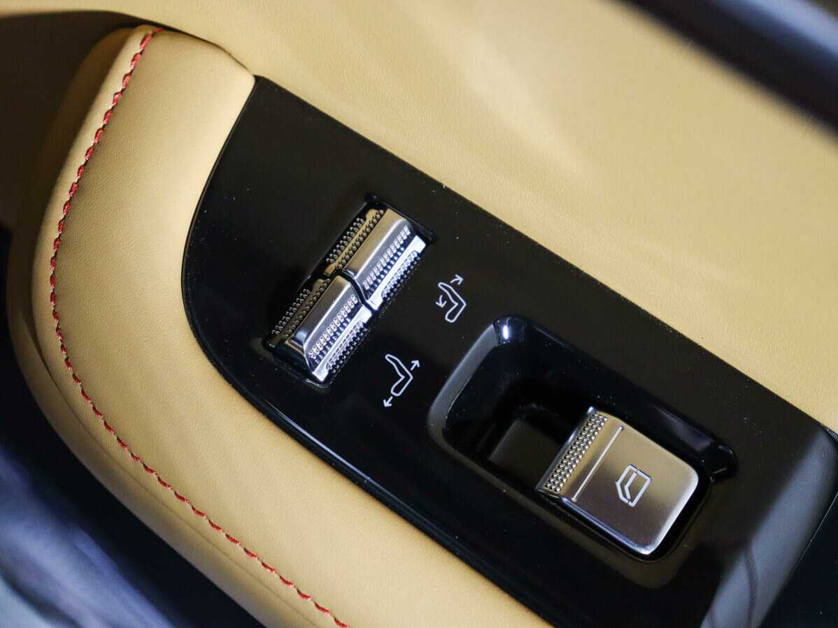 Zeekr 001 100 kWh, 2023 Фото №20