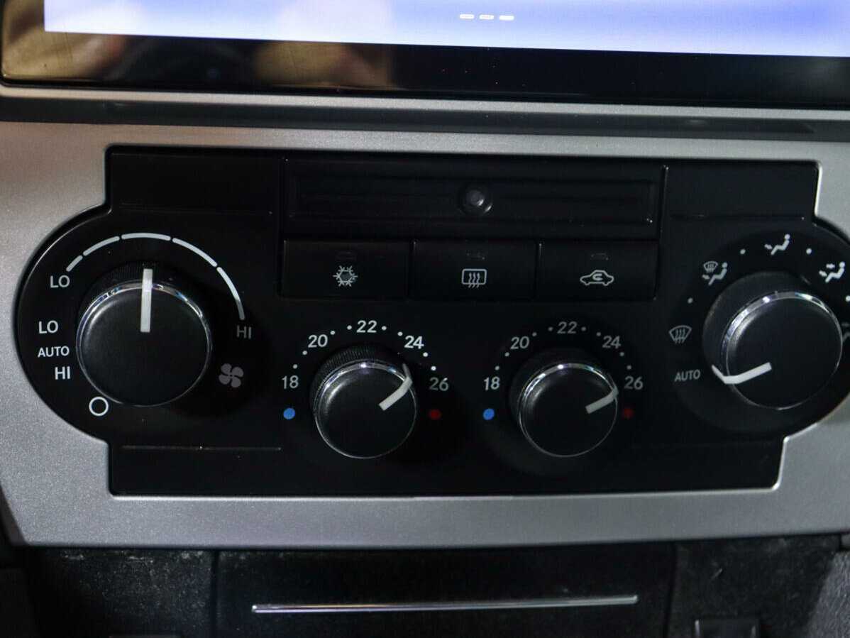 Chrysler 300C, 2005 Фото №16