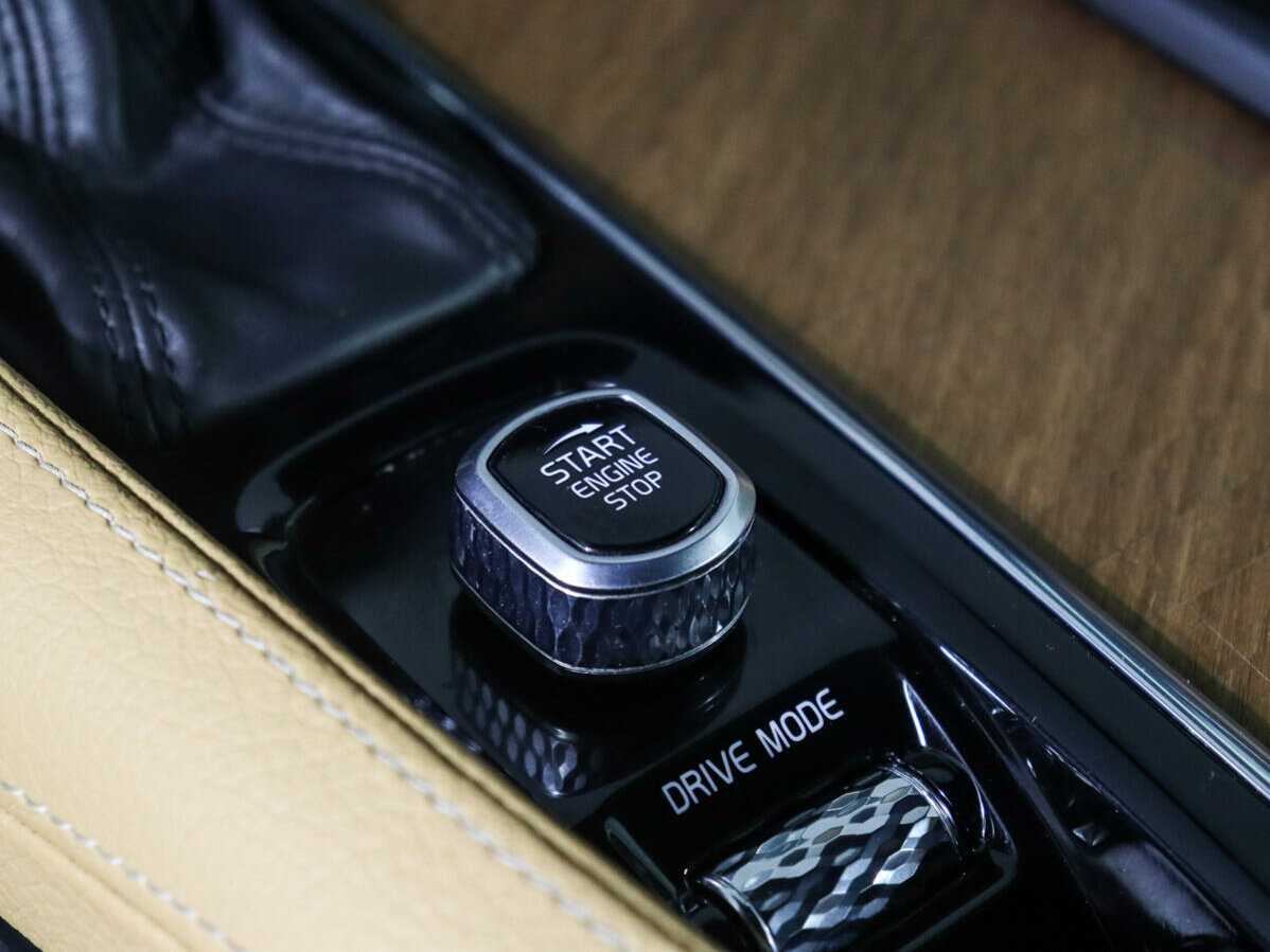 Volvo S90, 2020 Фото №16