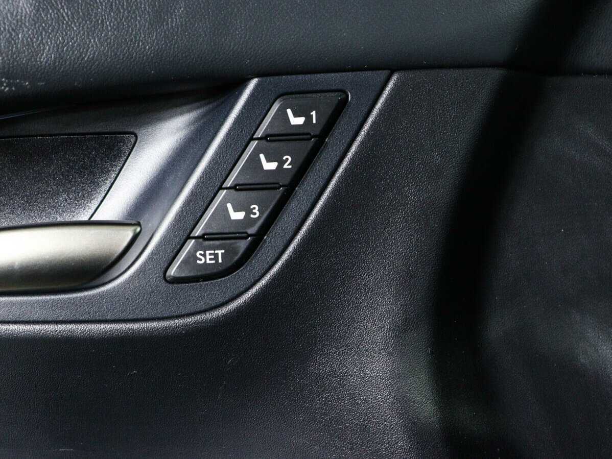 Lexus LX 570, 2017 Фото №21