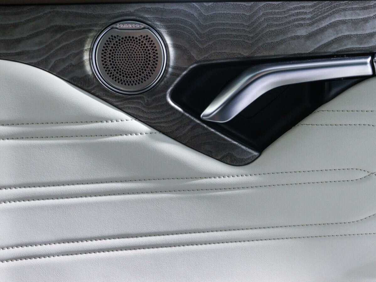 Voyah Free DNA, 2022 Фото №15