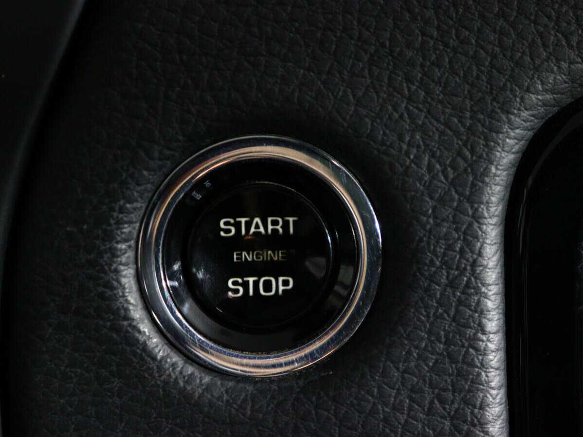 Jaguar XJ SWB, 2018 Фото №20