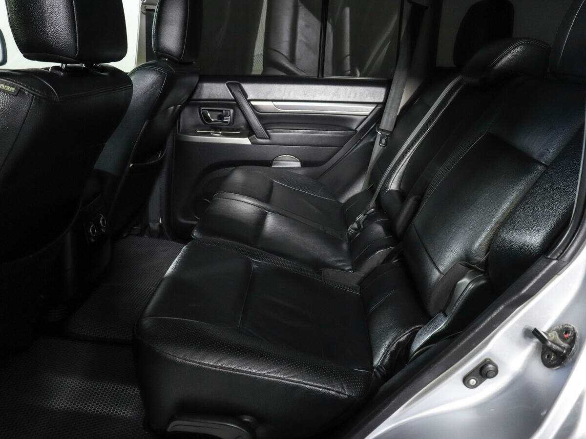 Mitsubishi Pajero, 2011 - 226 491 км. | Фото №8