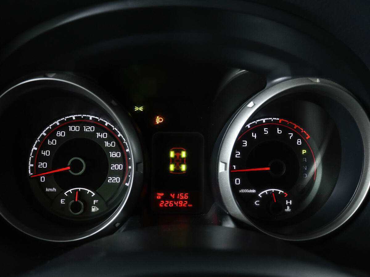 Mitsubishi Pajero, 2011 Фото №9