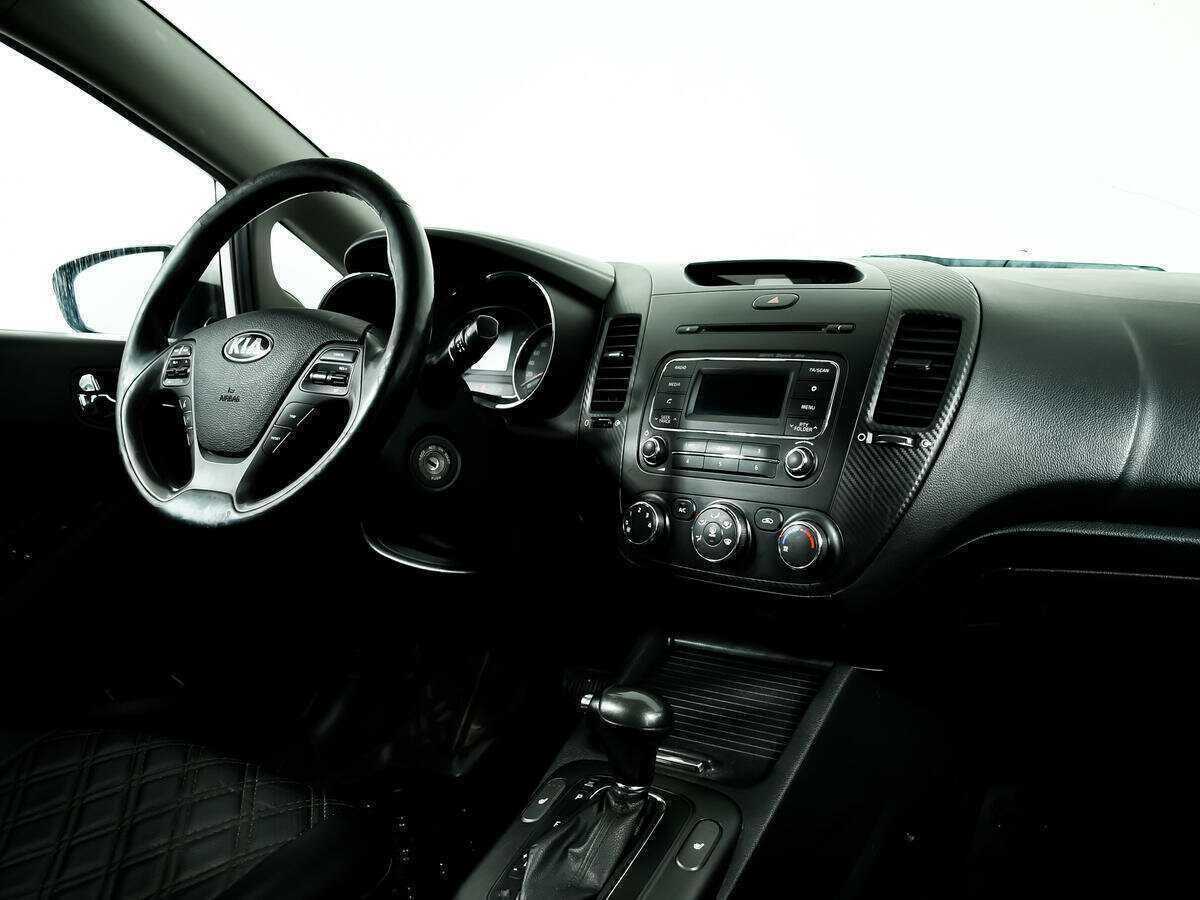 Kia Cerato, 2016 Фото №9