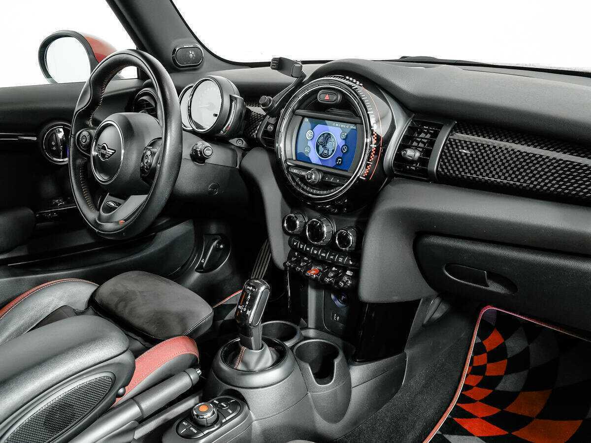 Mini Hatch JCW John Cooper Works, 2018 Фото №9