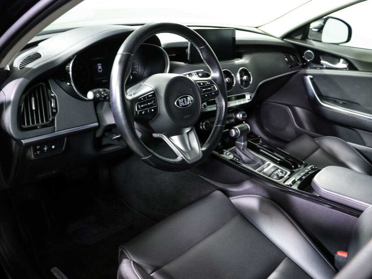 Kia Stinger, 2021 Фото №12