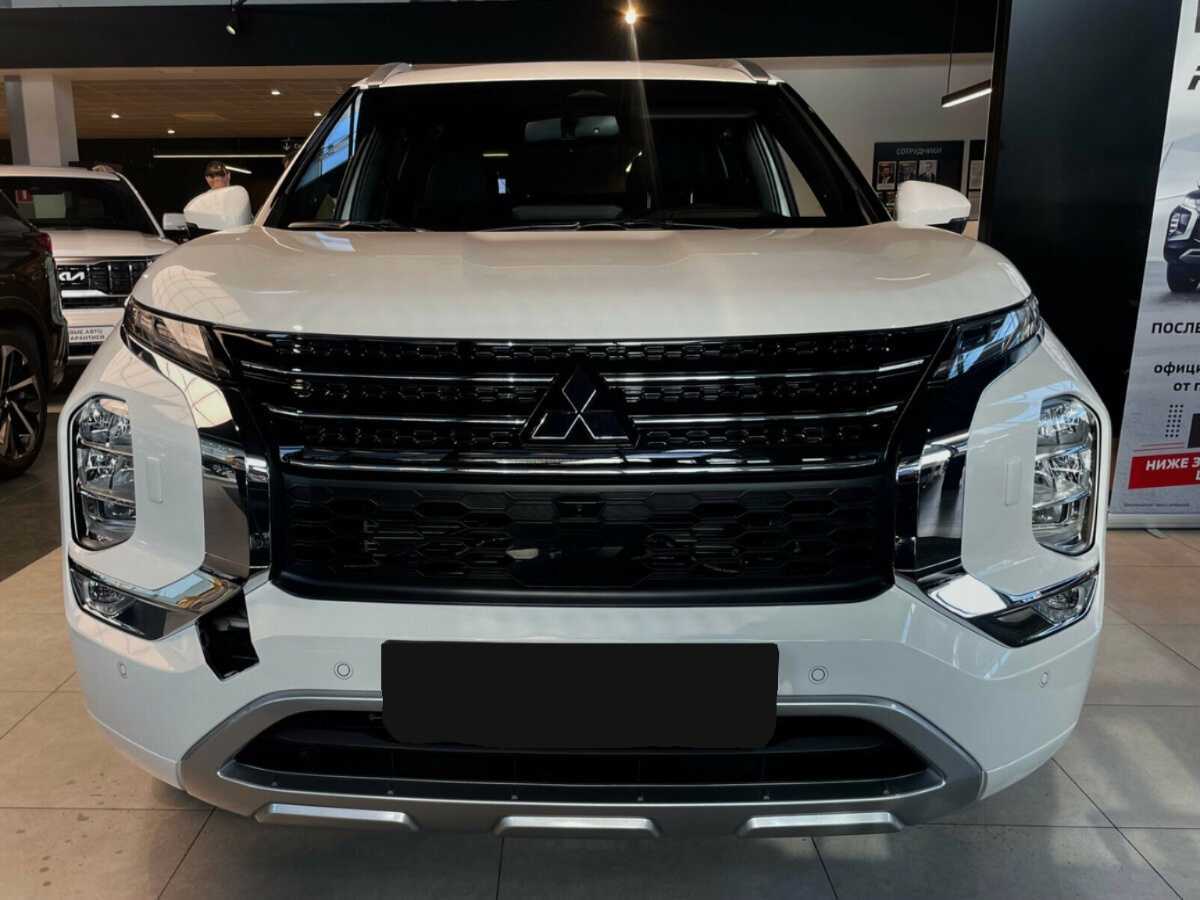 Mitsubishi Outlander, 2022 - 23 км. | Фото №2