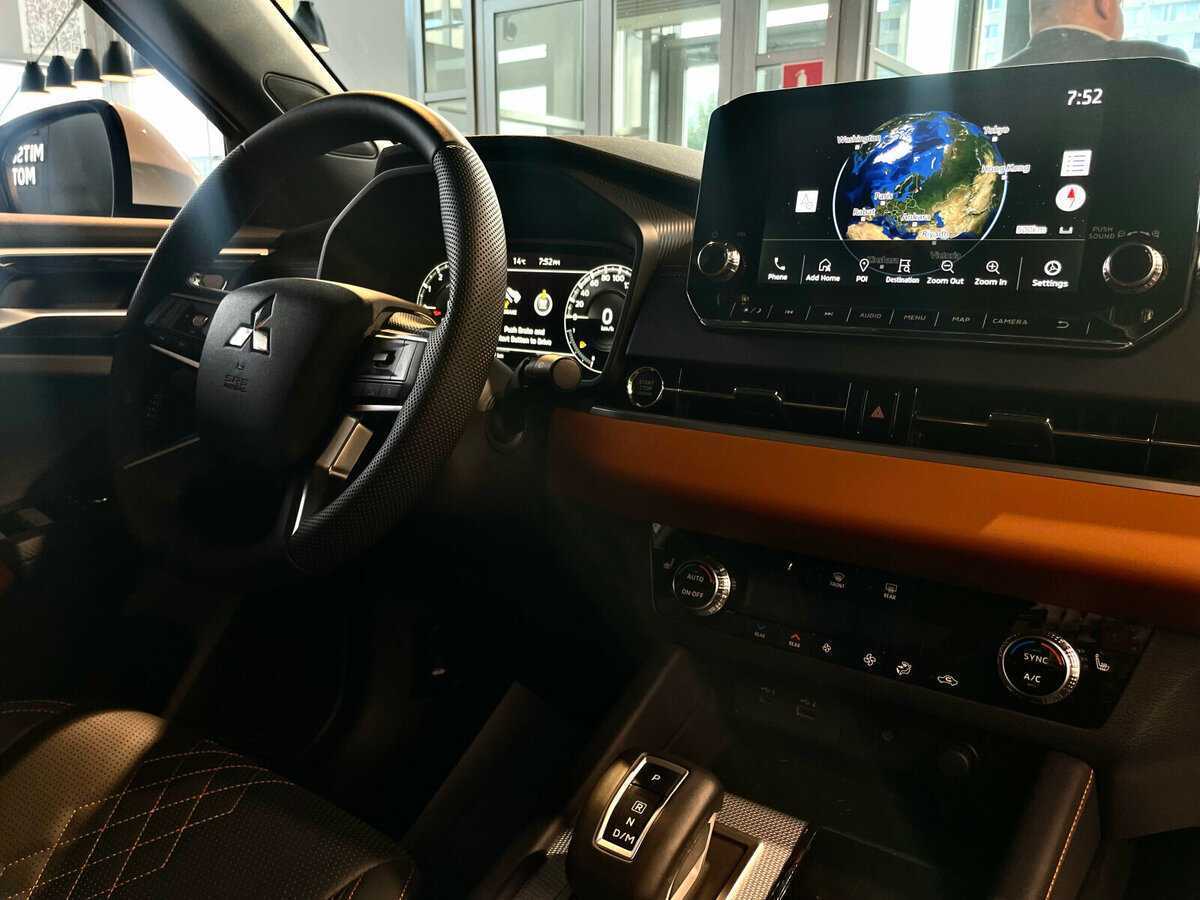 Mitsubishi Outlander, 2022 - 25 км. | Фото №8