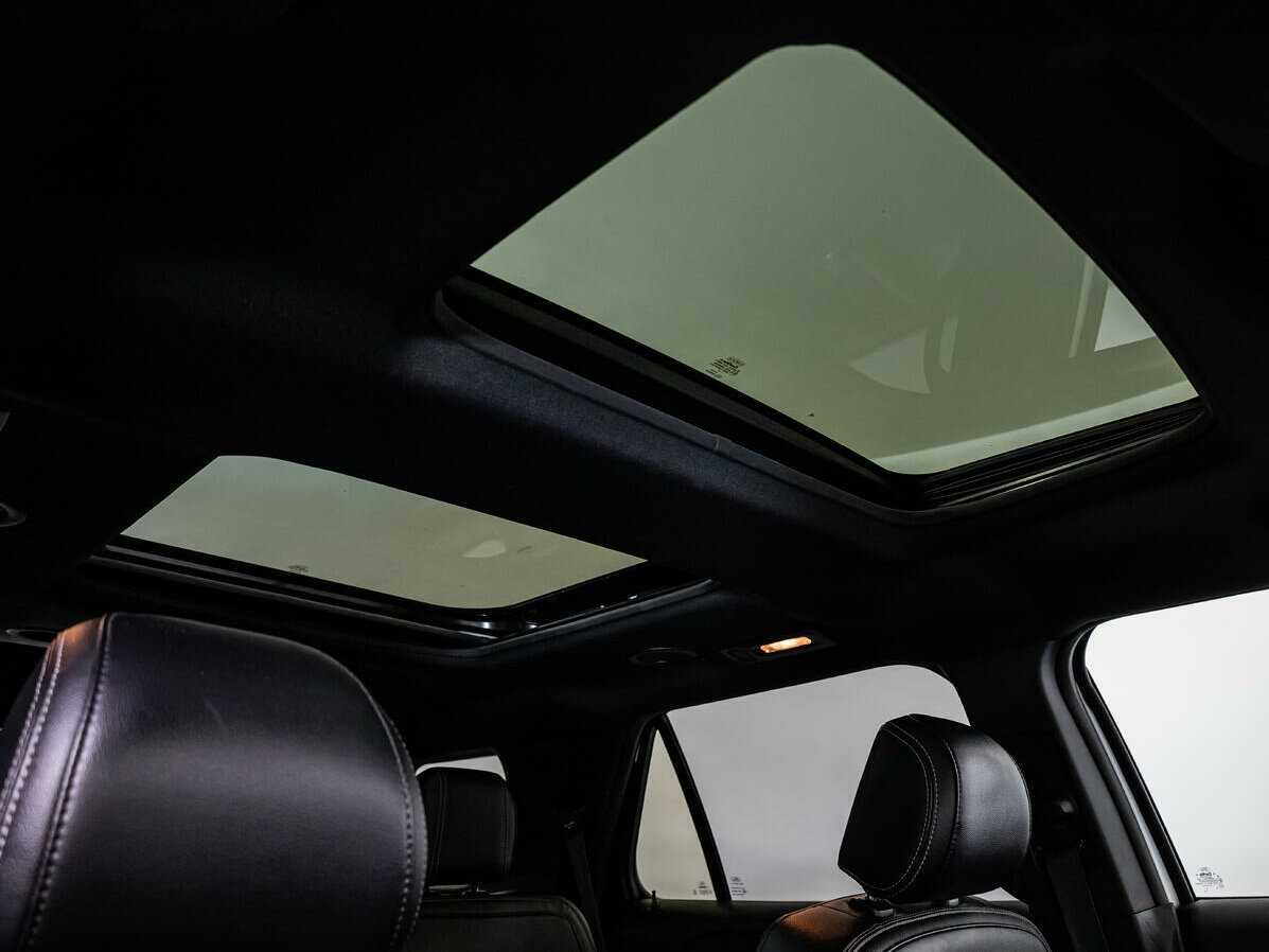 Ford Explorer, 2015 Фото №15