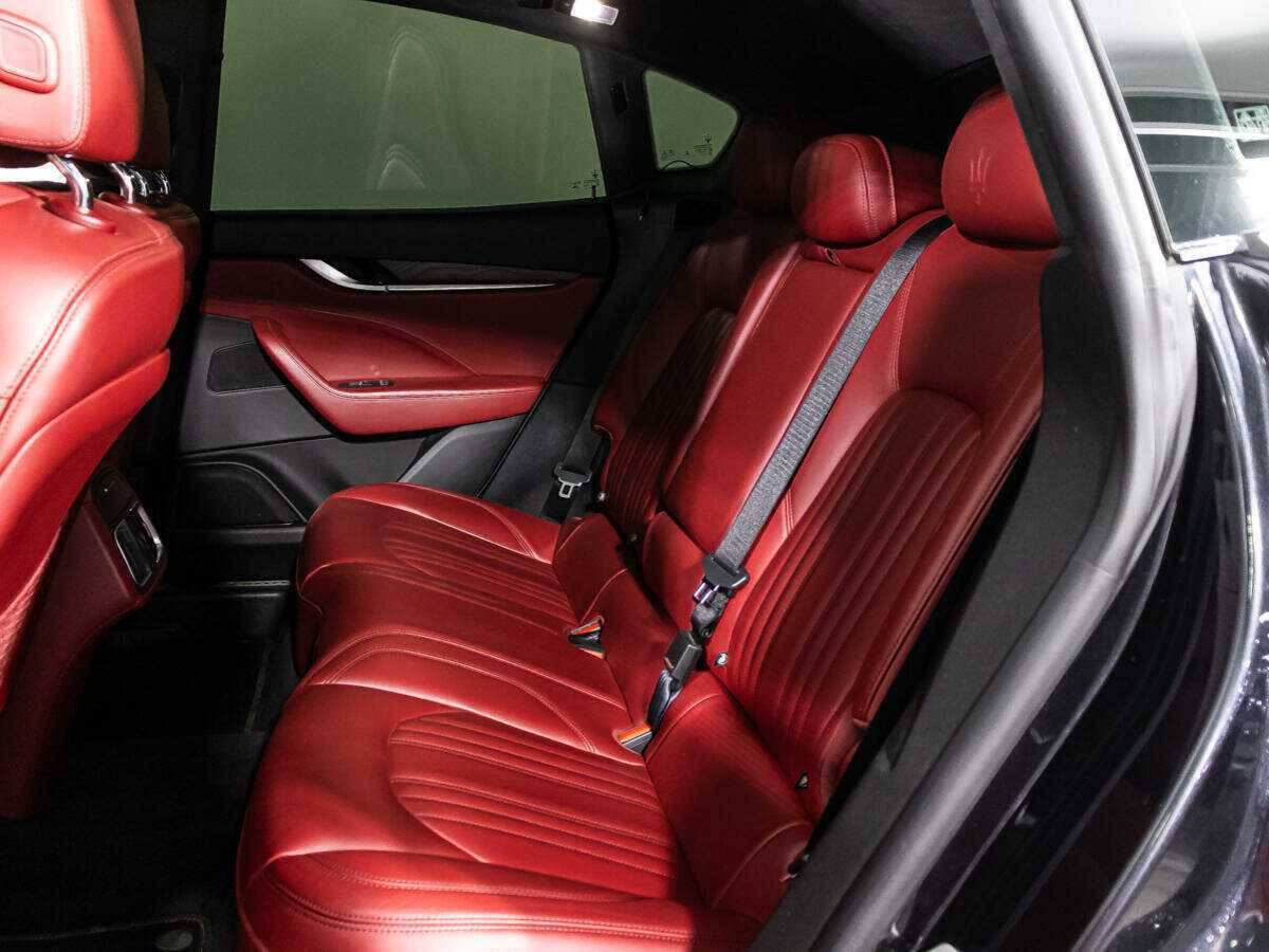 Maserati Levante Diesel, 2017 Фото №10