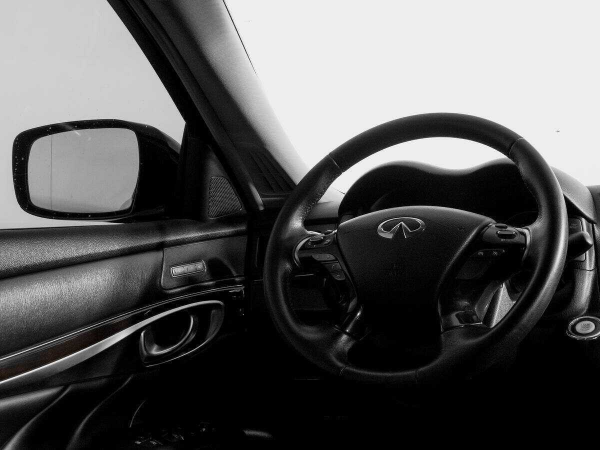 Infiniti M37, 2010 Фото №16