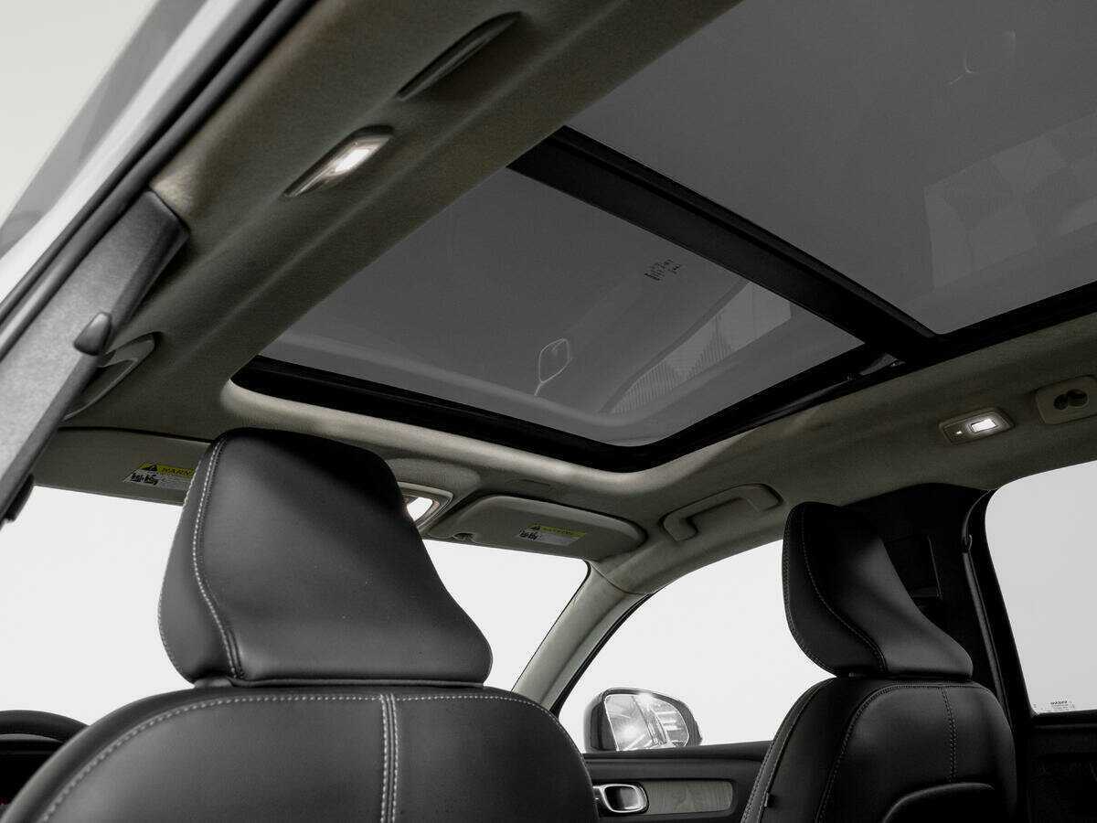 Volvo XC40, 2023 Фото №11