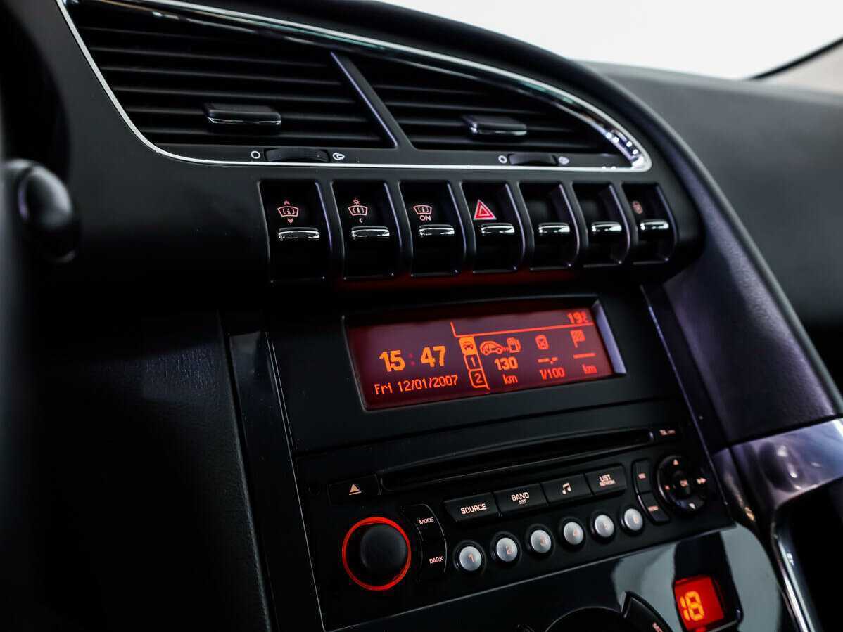 Peugeot 3008, 2011 Фото №12