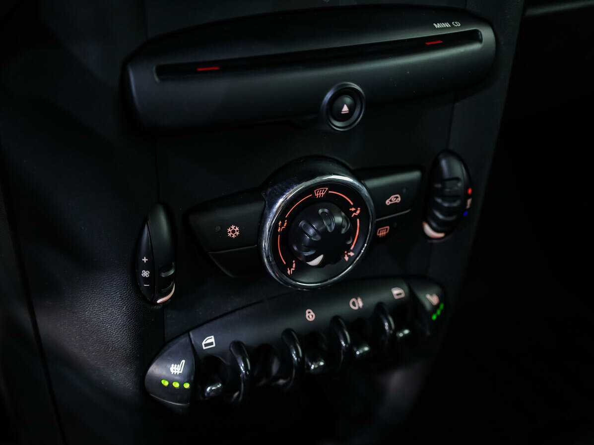 Mini Hatch One, 2011 Фото №13