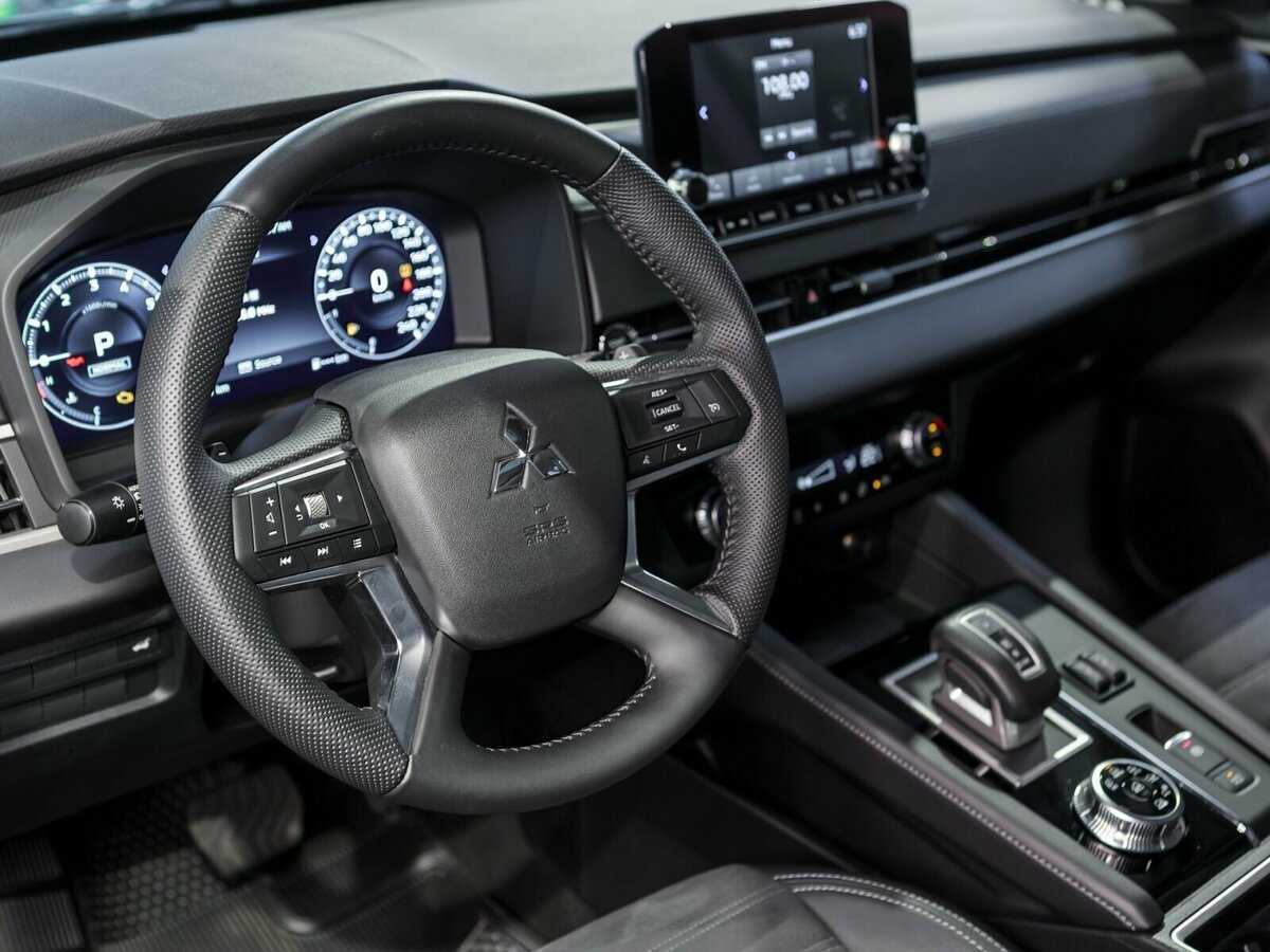 Mitsubishi Outlander, 2022 Фото №17