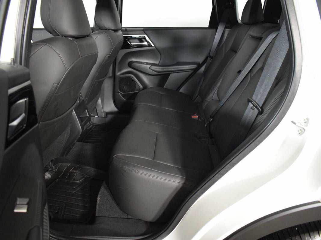 Mitsubishi Outlander, 2022 Фото №9