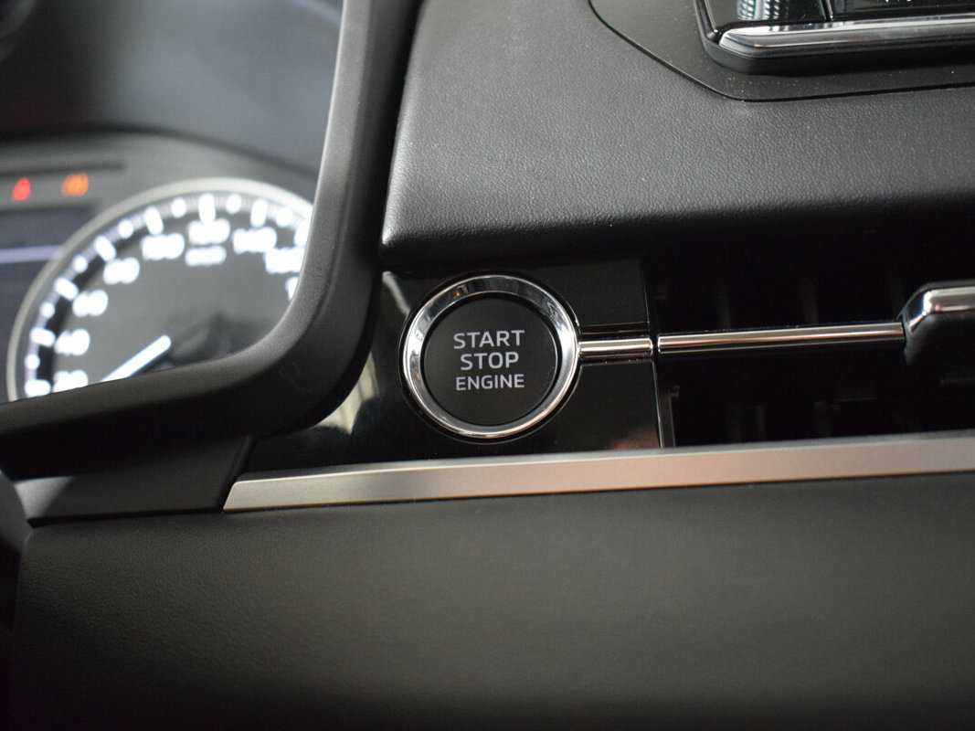 Mitsubishi Outlander, 2022 Фото №22