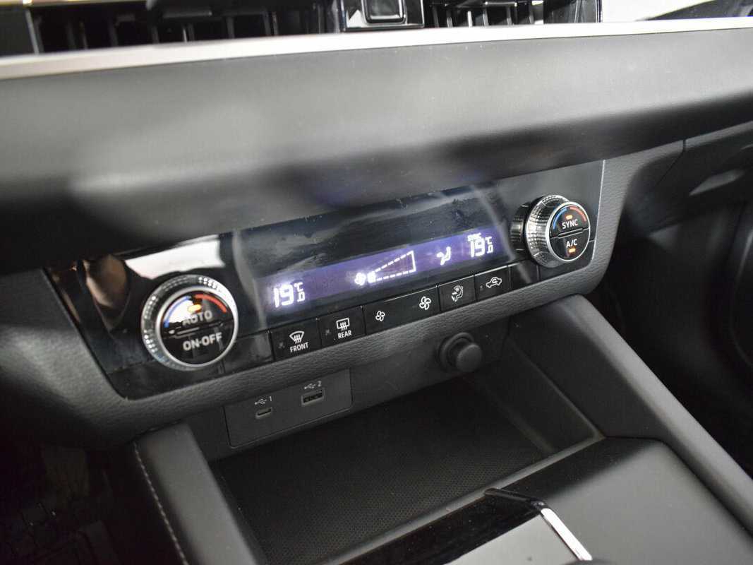 Mitsubishi Outlander, 2022 Фото №25